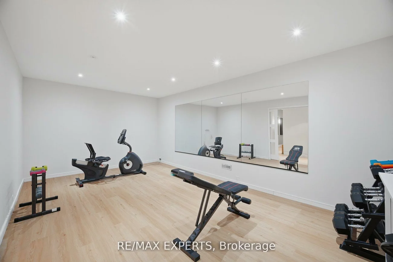 1527, Glenhill, Lorne Park, Mississauga