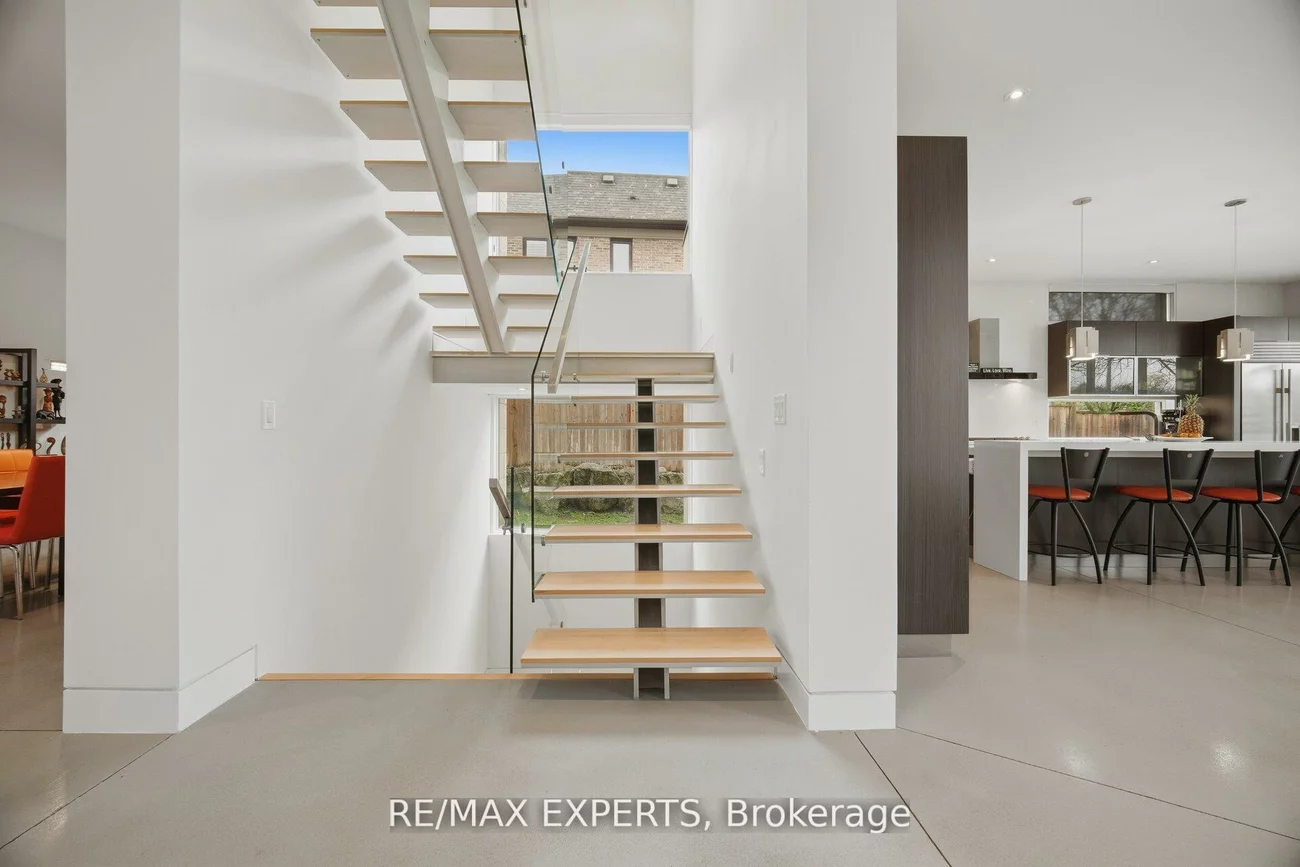 1527, Glenhill, Lorne Park, Mississauga