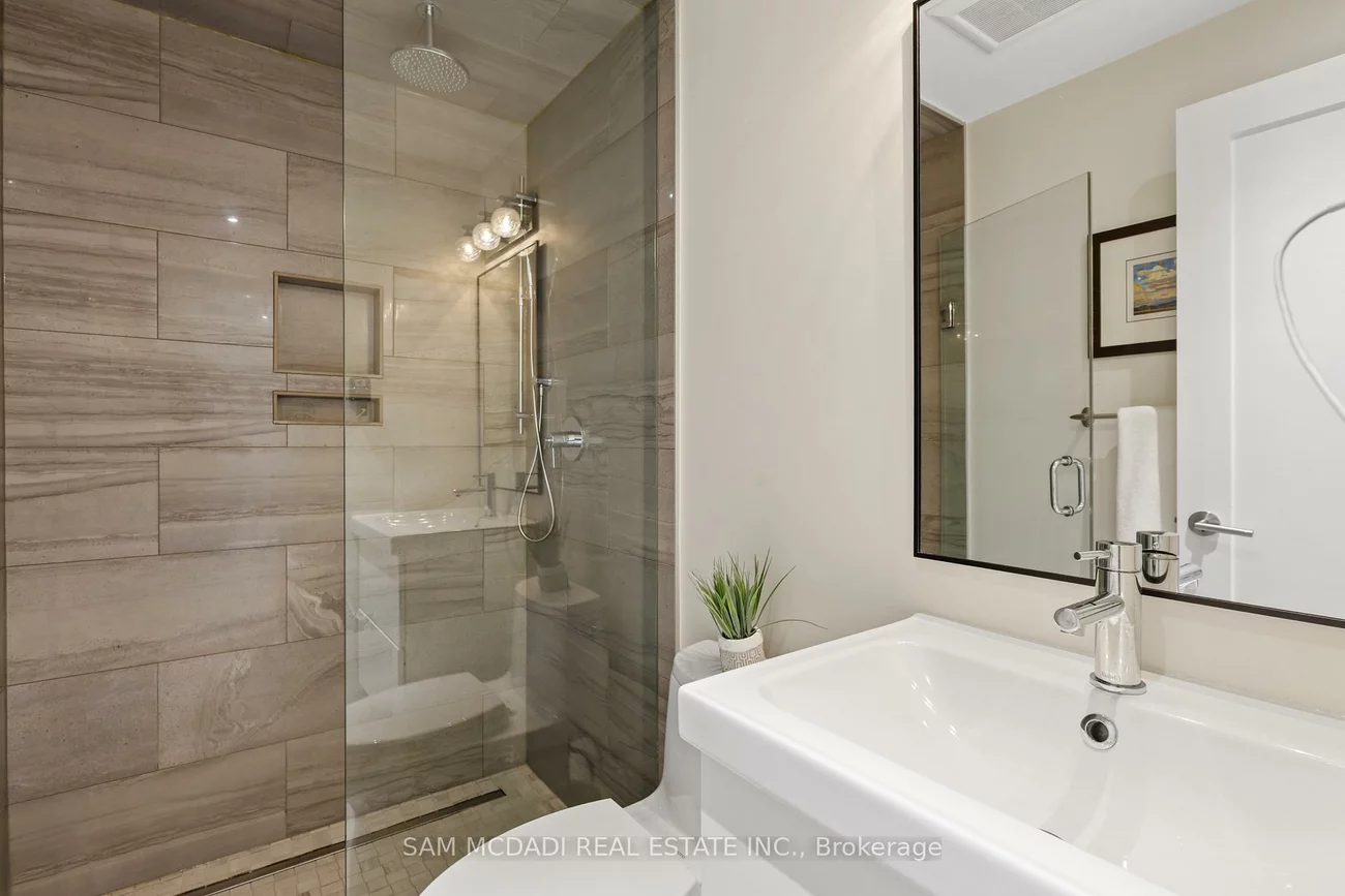 1541, Cuthbert, East Credit, Mississauga