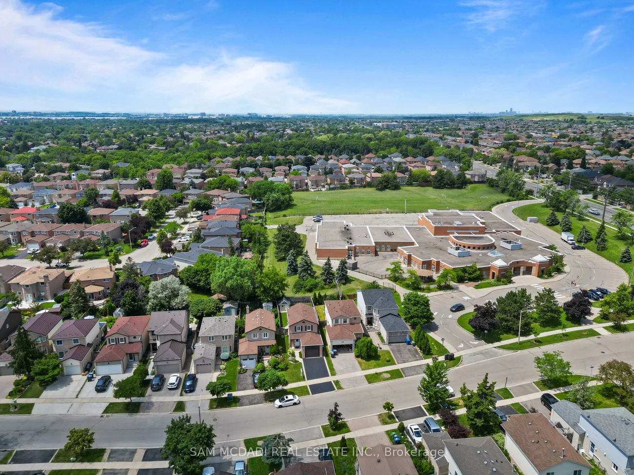 1541, Cuthbert, East Credit, Mississauga