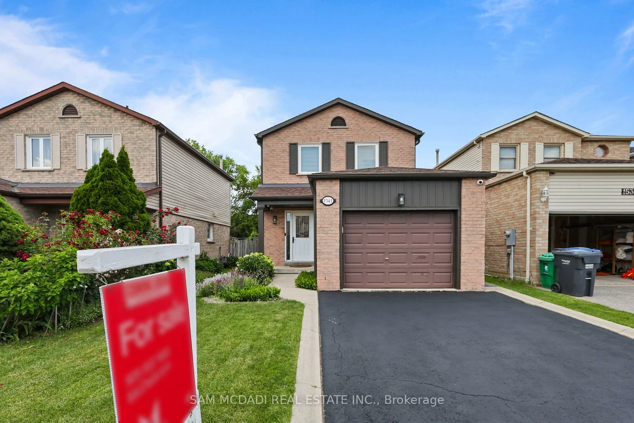 1541, Cuthbert, East Credit, Mississauga
