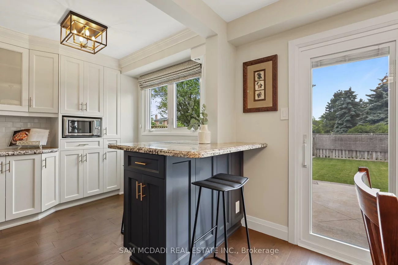 1541, Cuthbert, East Credit, Mississauga