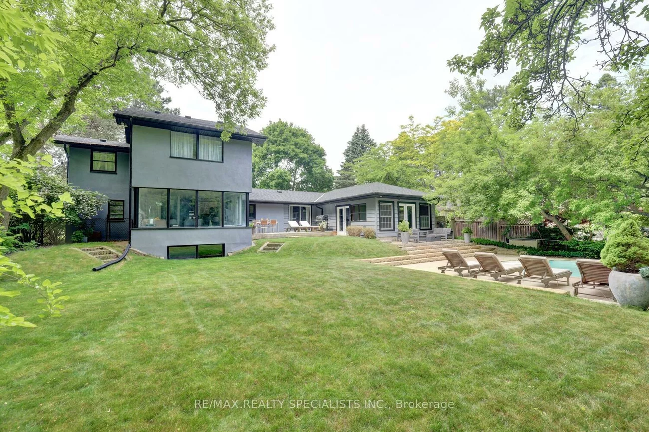 821, Parkland, Clarkson, Mississauga