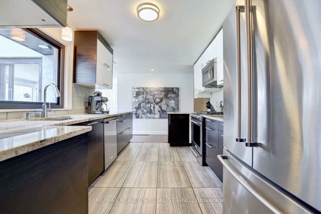 821, Parkland, Clarkson, Mississauga