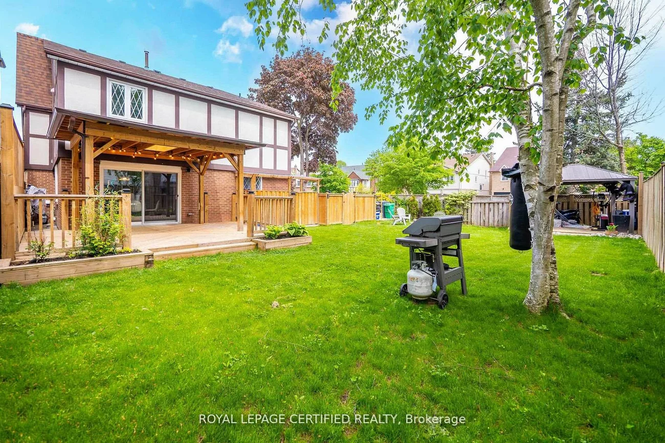4174, Trellis, Erin Mills, Mississauga