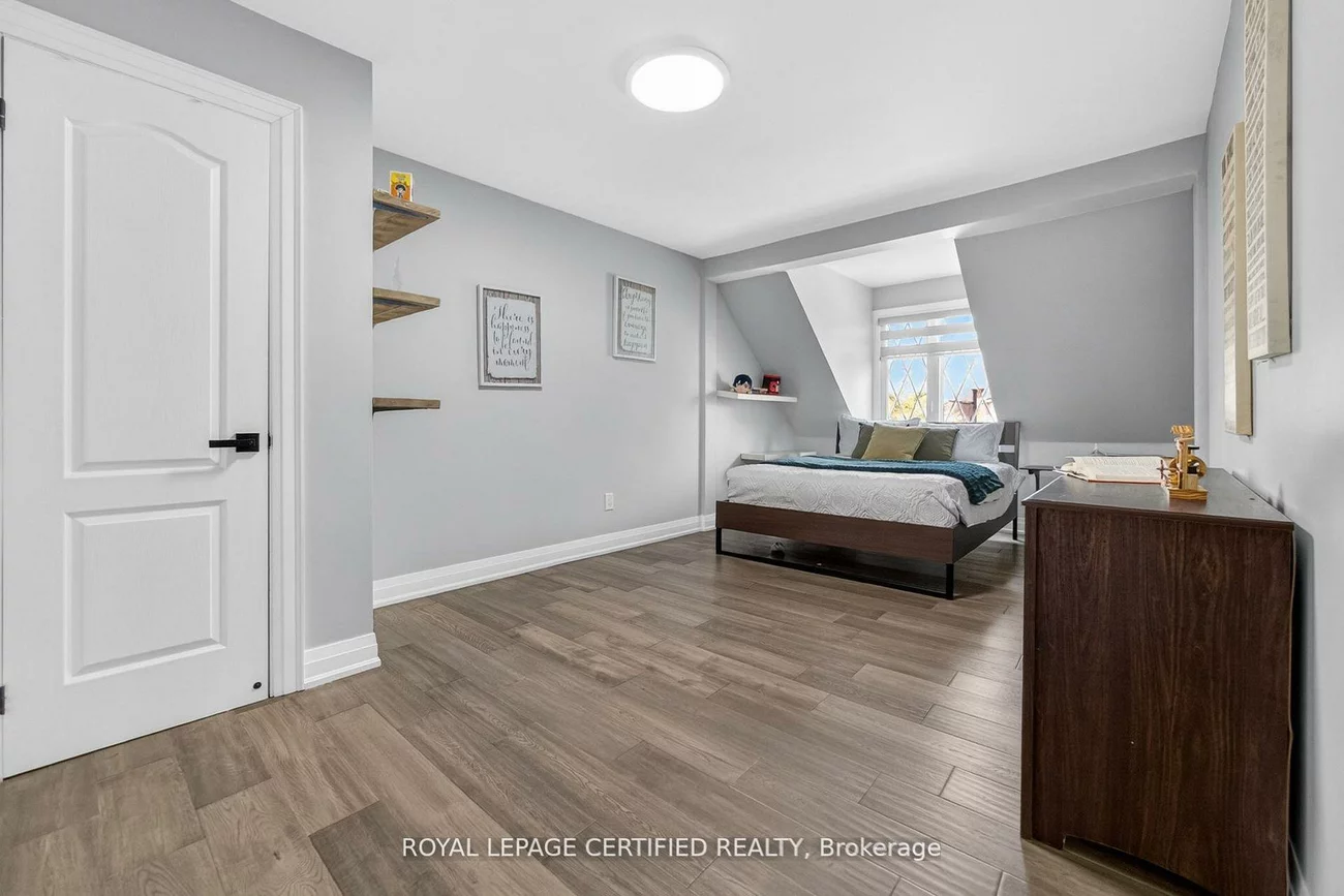 4174, Trellis, Erin Mills, Mississauga