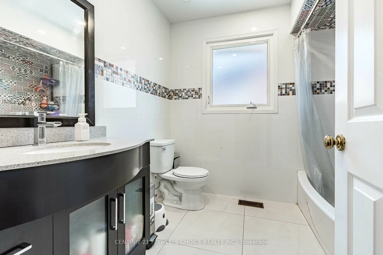 4844, Owl, Hurontario, Mississauga