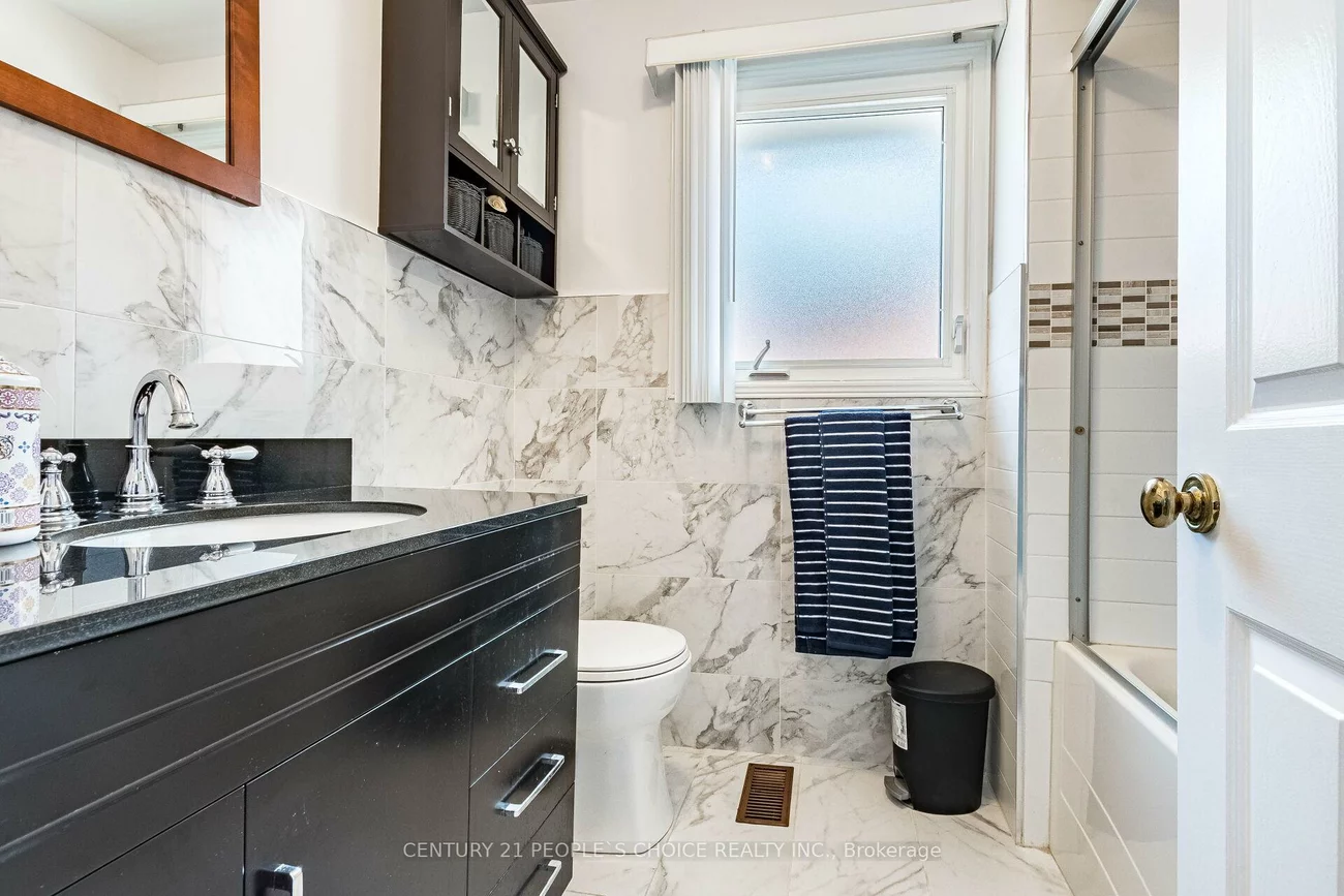 4844, Owl, Hurontario, Mississauga