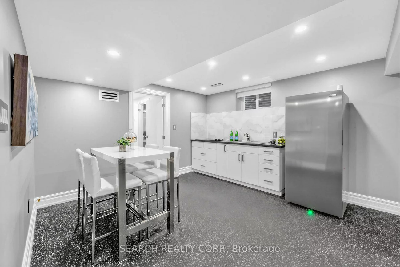 1421, Watersedge, Clarkson, Mississauga