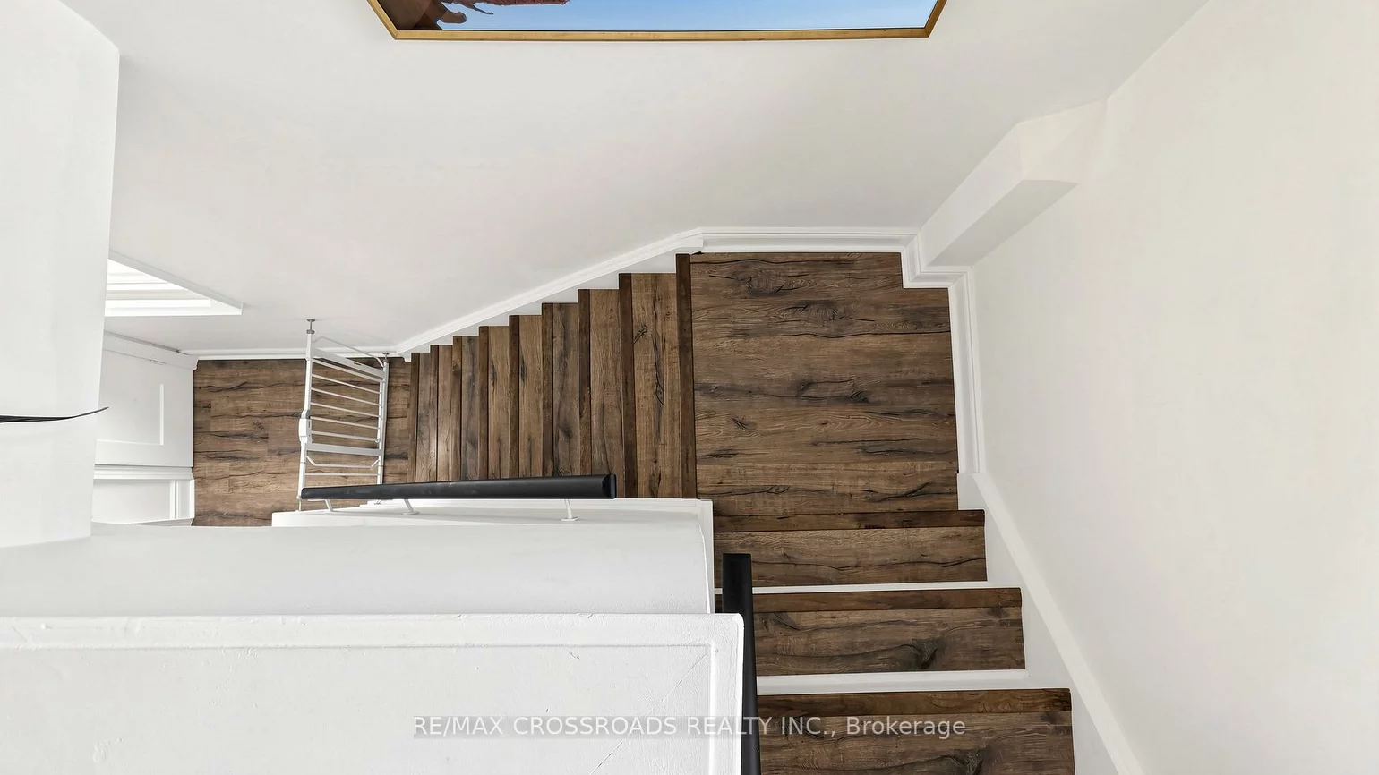 2274, Wiseman, Clarkson, Mississauga