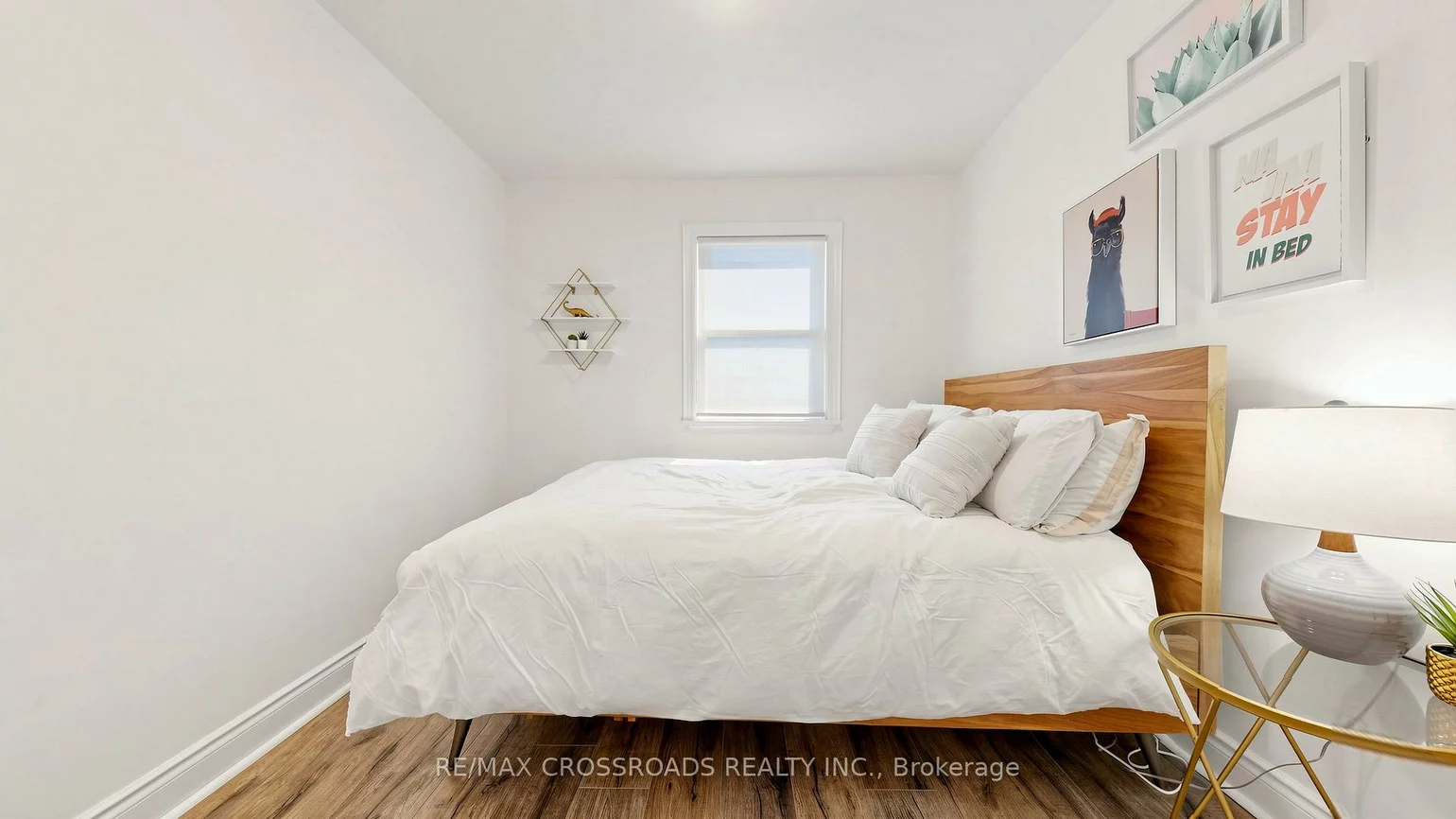 2274, Wiseman, Clarkson, Mississauga