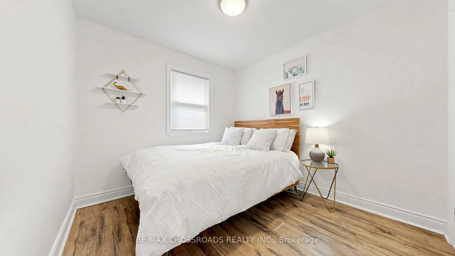 2274, Wiseman, Clarkson, Mississauga