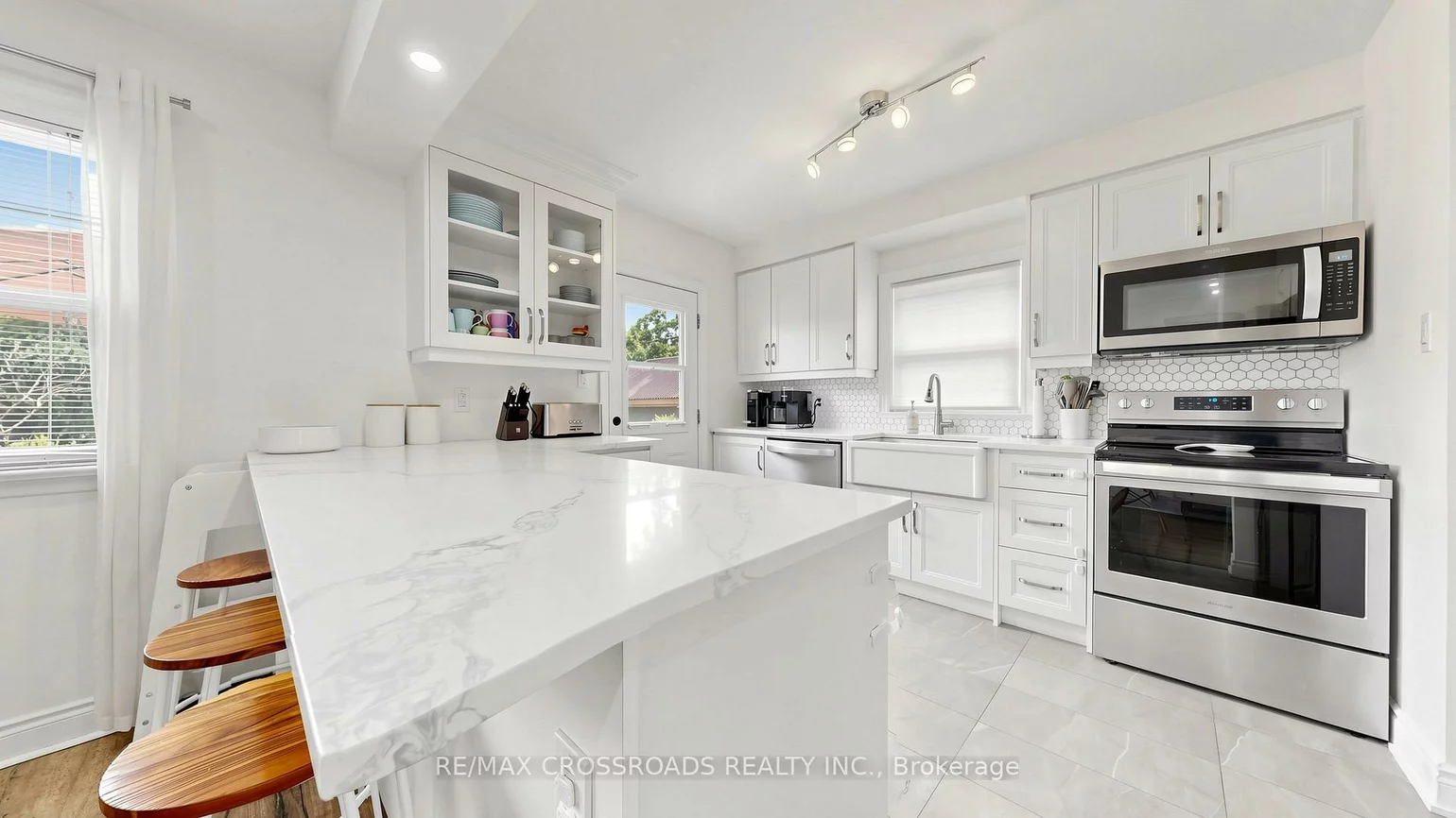 2274, Wiseman, Clarkson, Mississauga