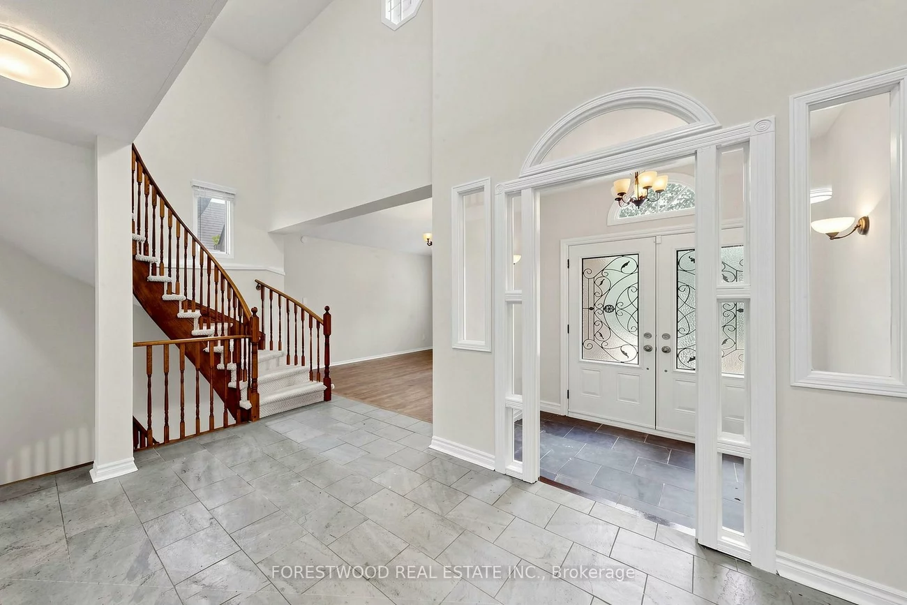 4616, Inverness, East Credit, Mississauga
