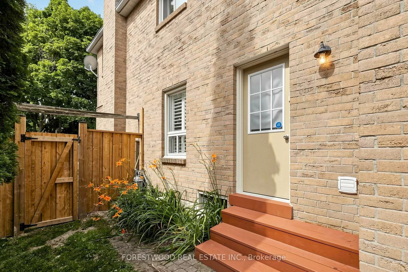 4616, Inverness, East Credit, Mississauga