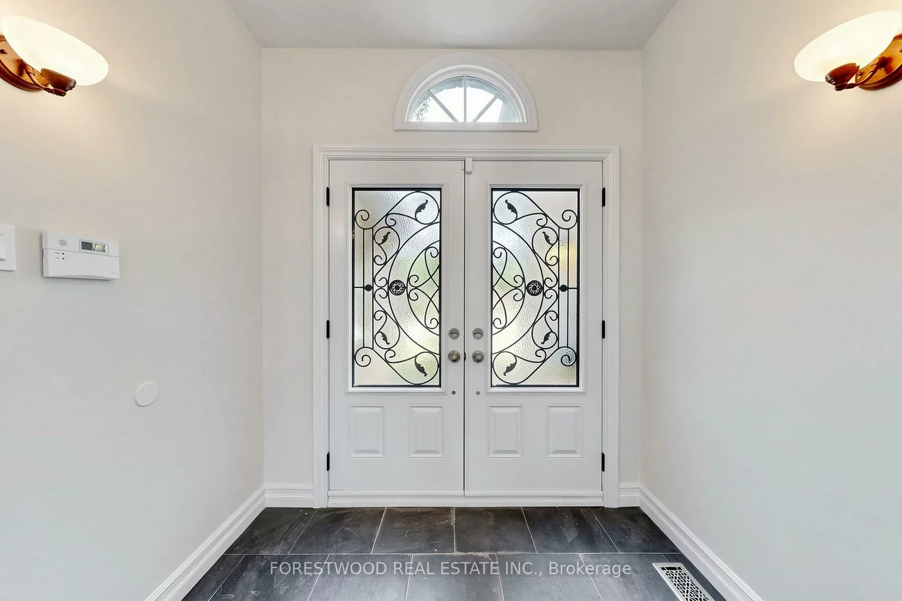 4616, Inverness, East Credit, Mississauga