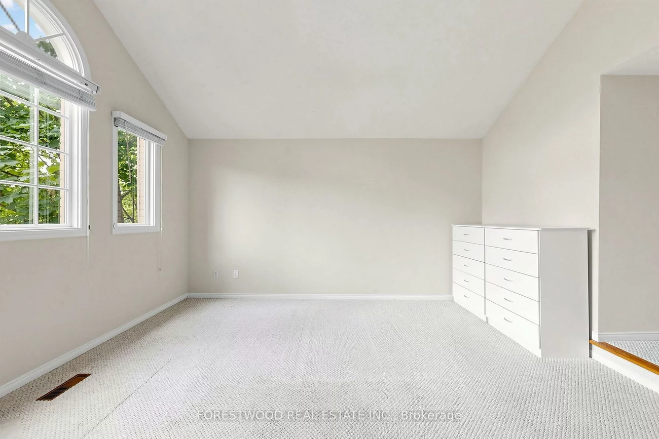 4616, Inverness, East Credit, Mississauga