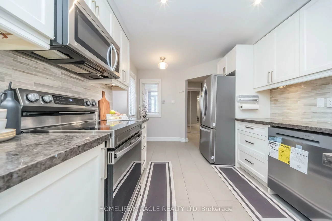 5591, Whistler, Hurontario, Mississauga