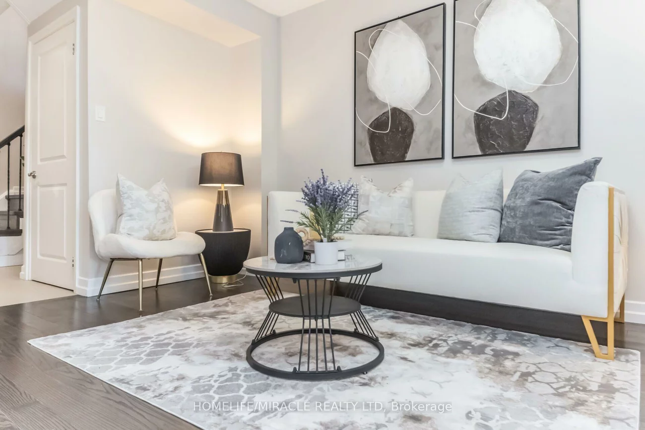 5591, Whistler, Hurontario, Mississauga