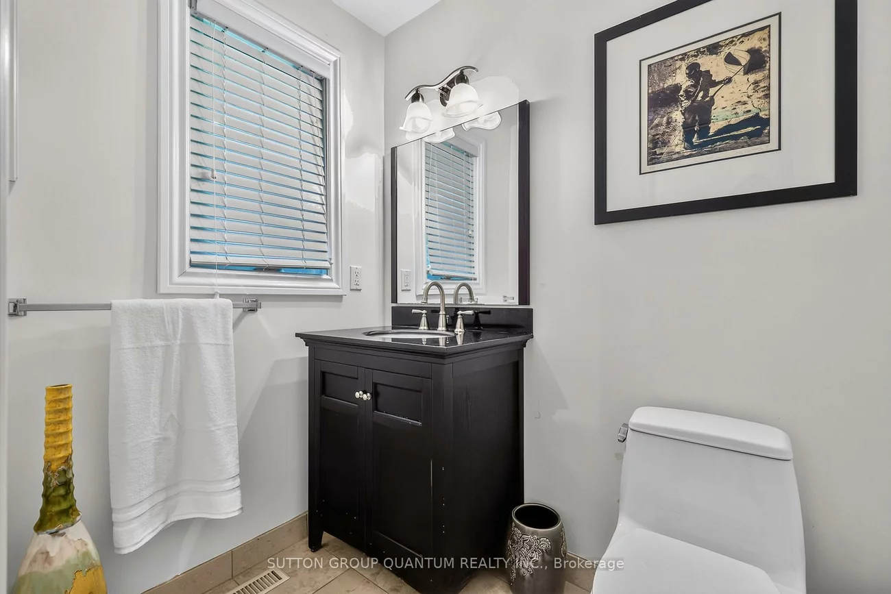 2233, Oneida, Erindale, Mississauga