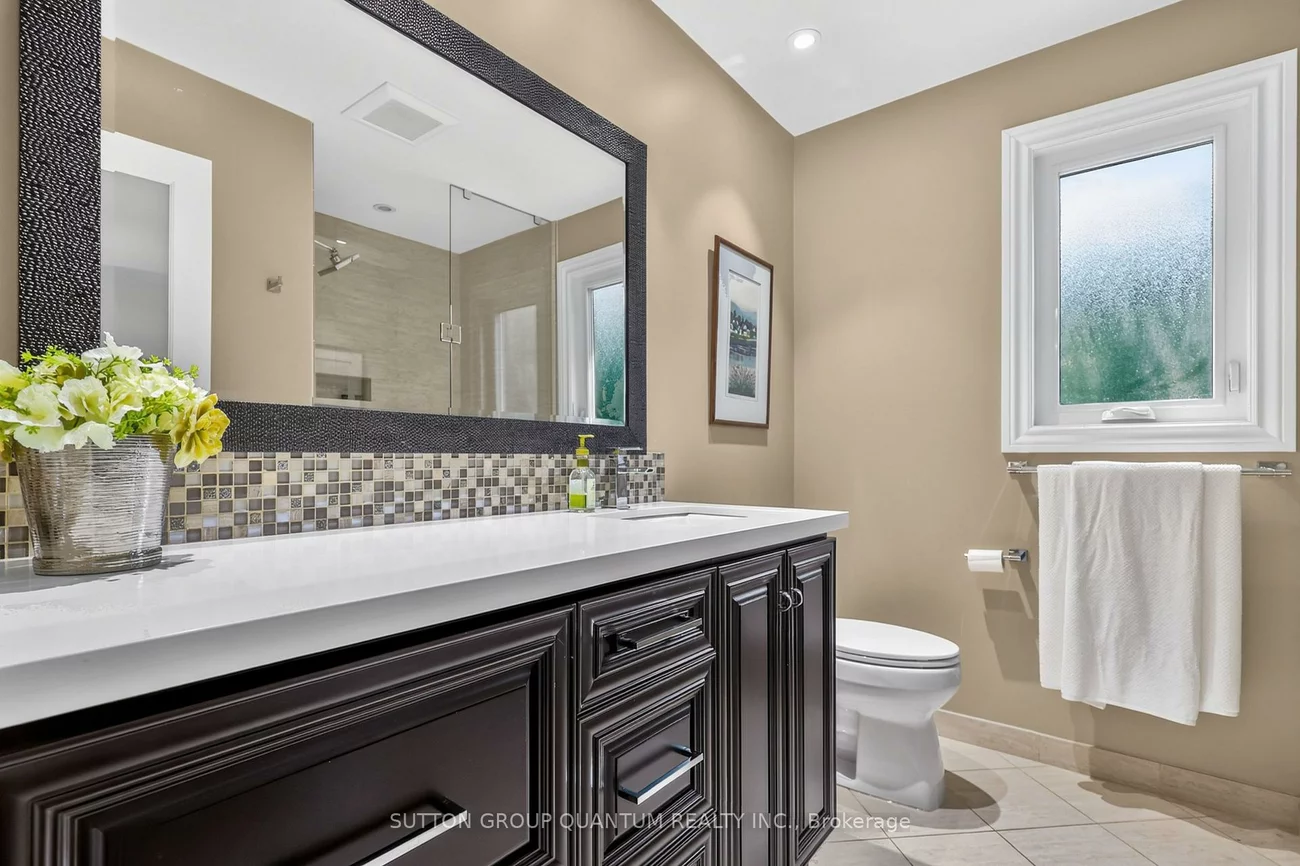 2233, Oneida, Erindale, Mississauga