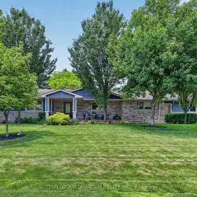 2233, Oneida, Erindale, Mississauga