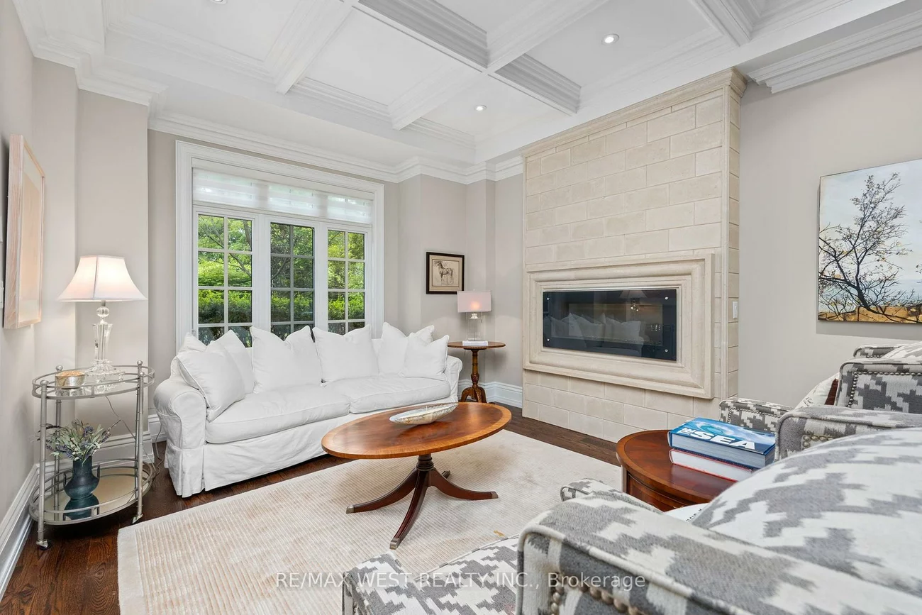 92, Pinetree, Mineola, Mississauga