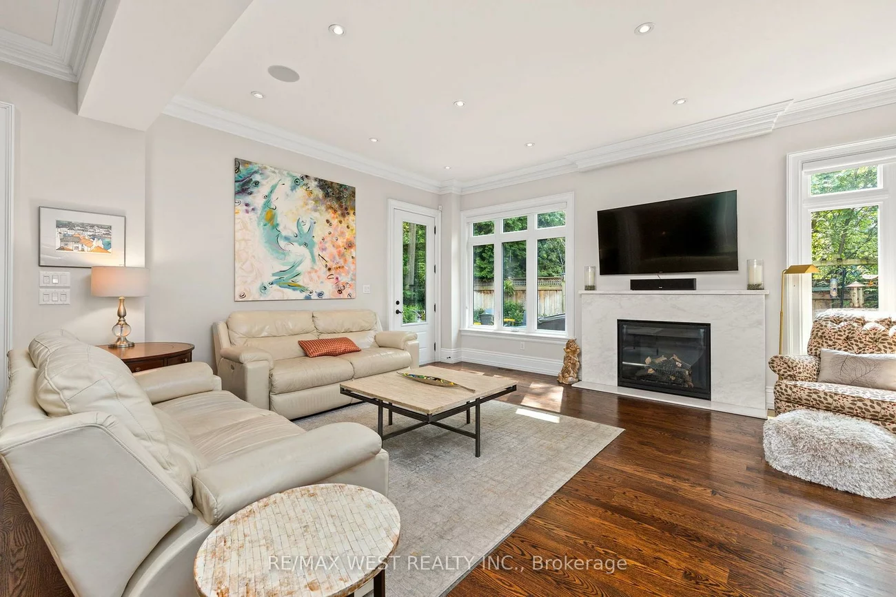 92, Pinetree, Mineola, Mississauga