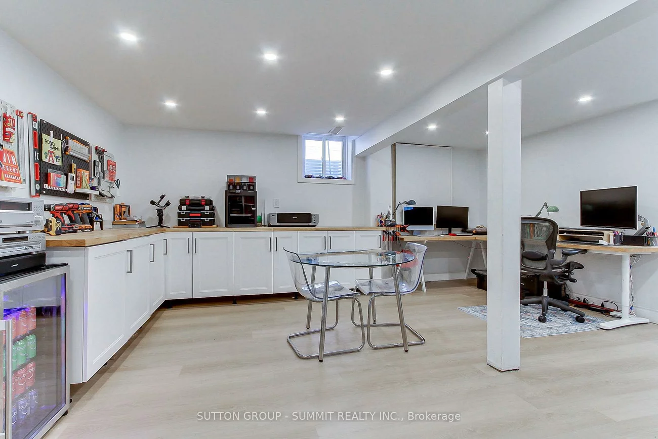 7641, ANAKA, Malton, Mississauga