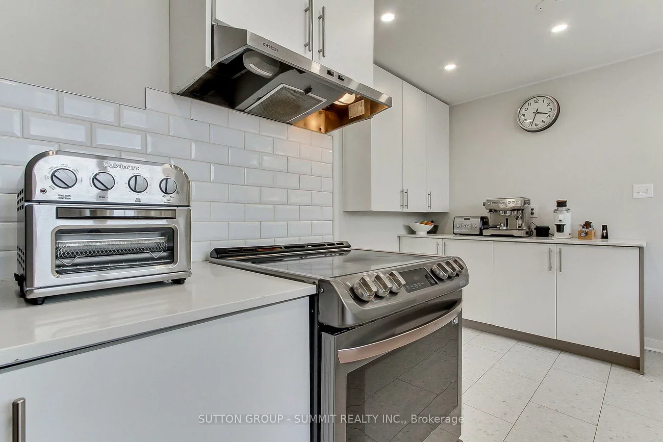 7641, ANAKA, Malton, Mississauga