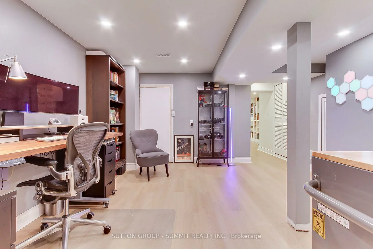 7641, ANAKA, Malton, Mississauga