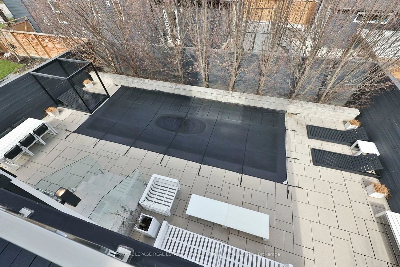 647, Montbeck, Lakeview, Mississauga