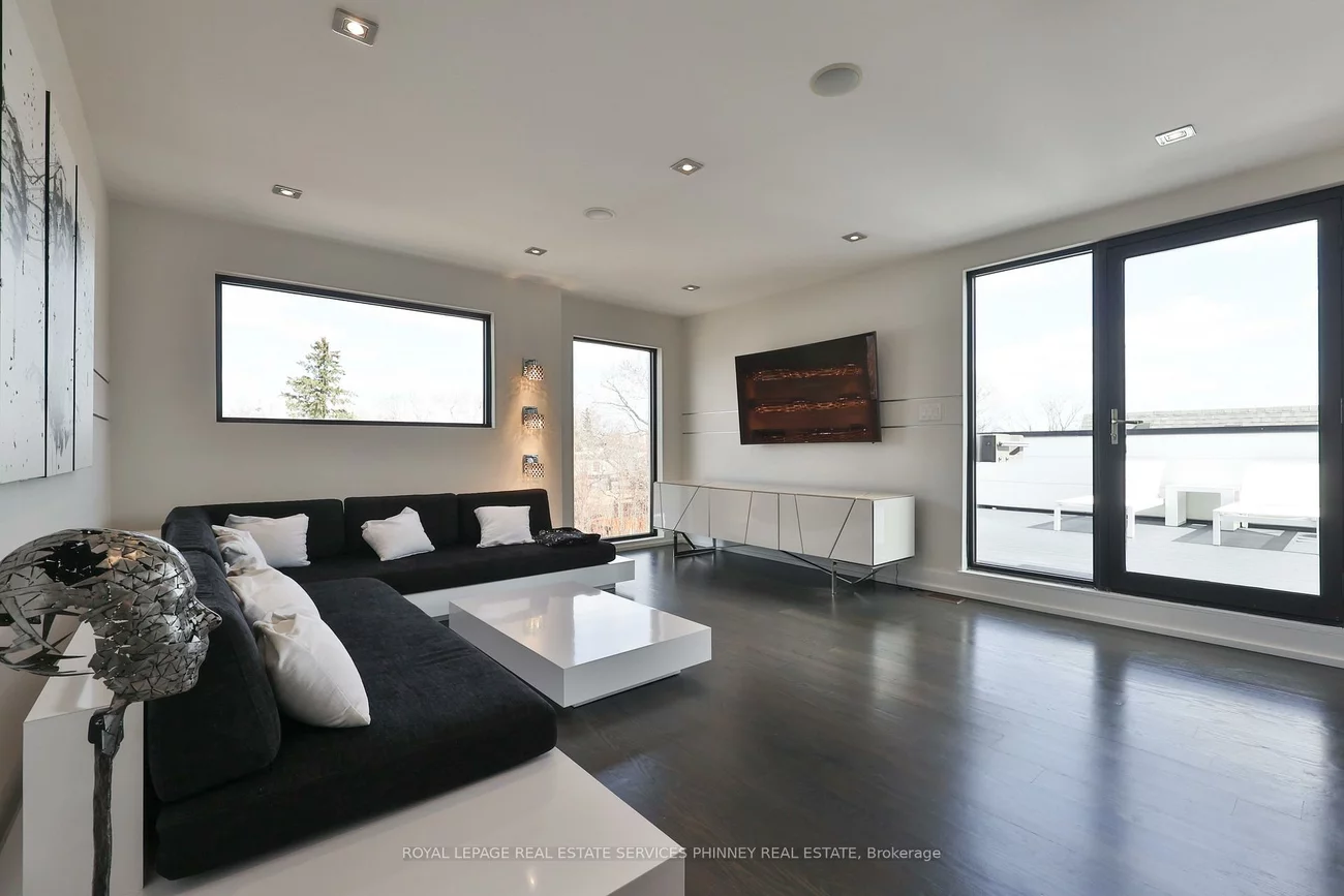 647, Montbeck, Lakeview, Mississauga
