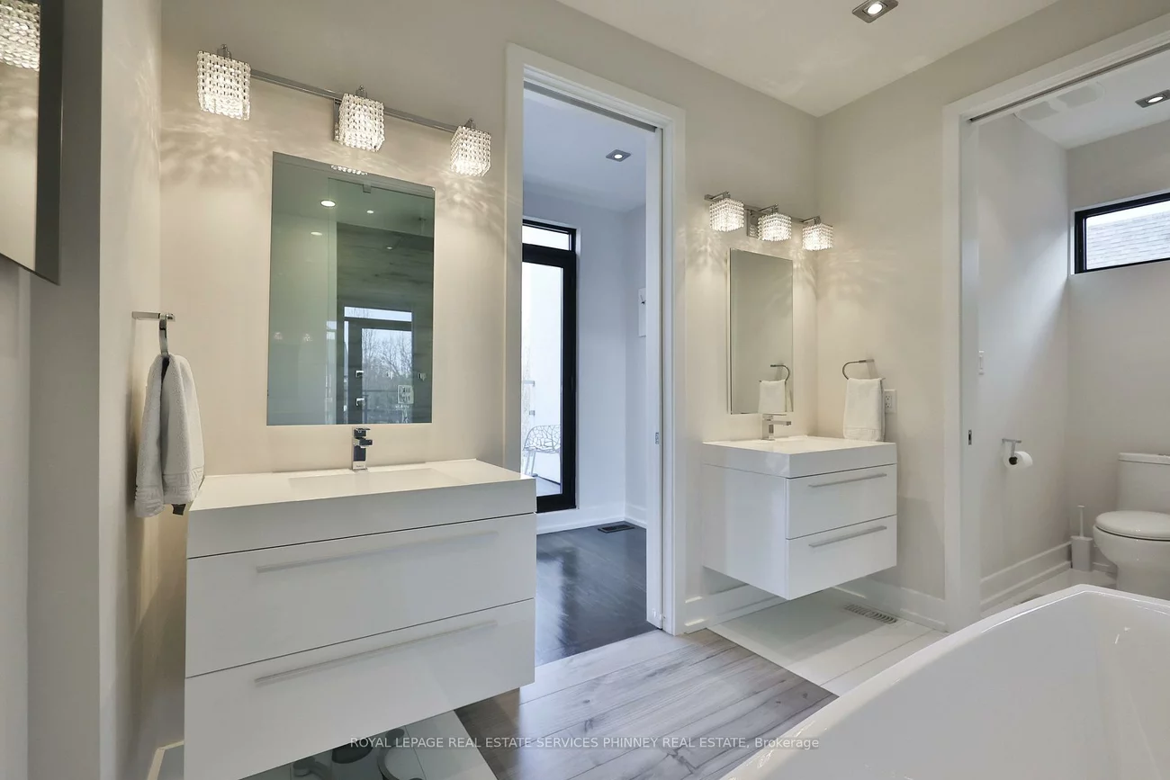 647, Montbeck, Lakeview, Mississauga