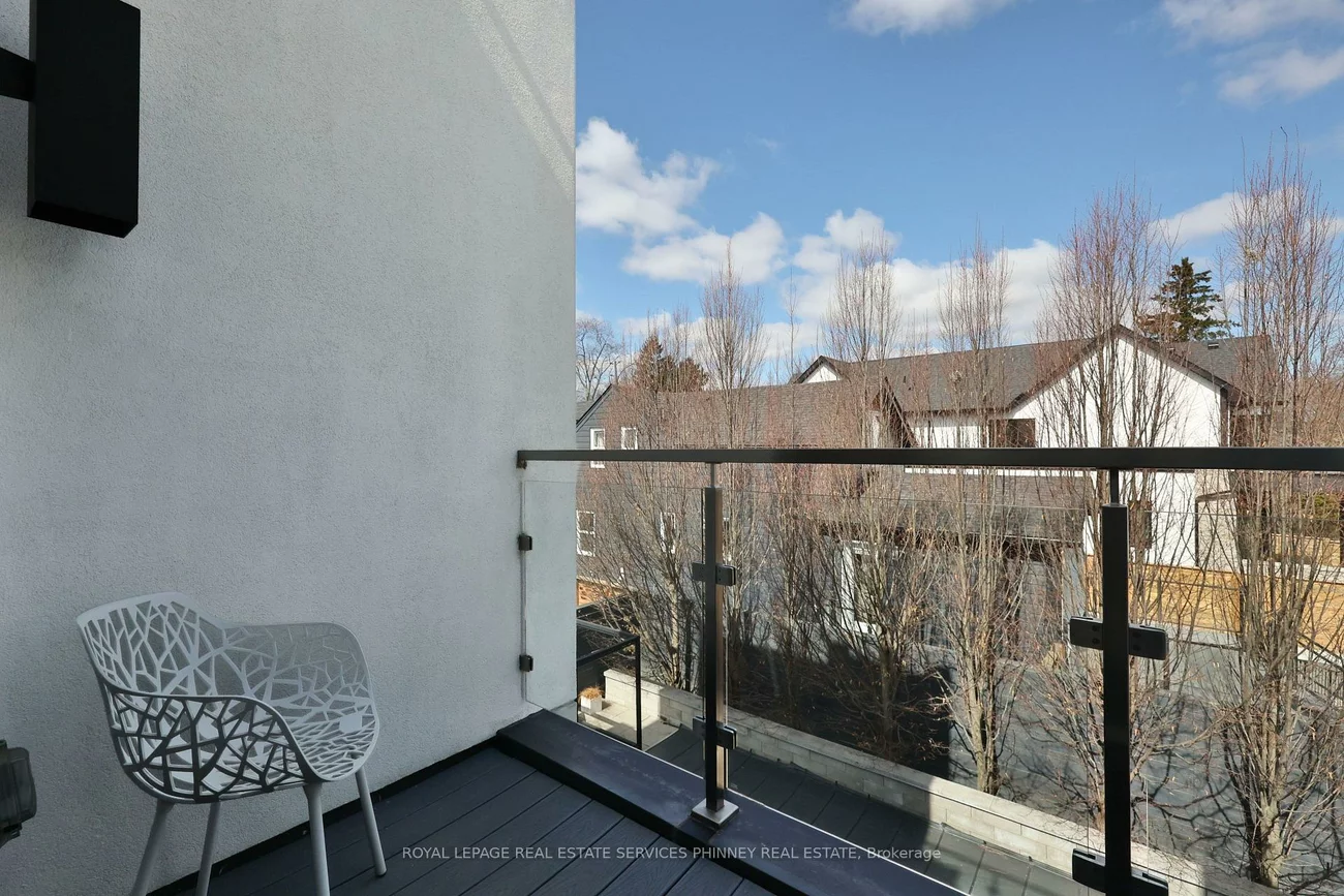 647, Montbeck, Lakeview, Mississauga