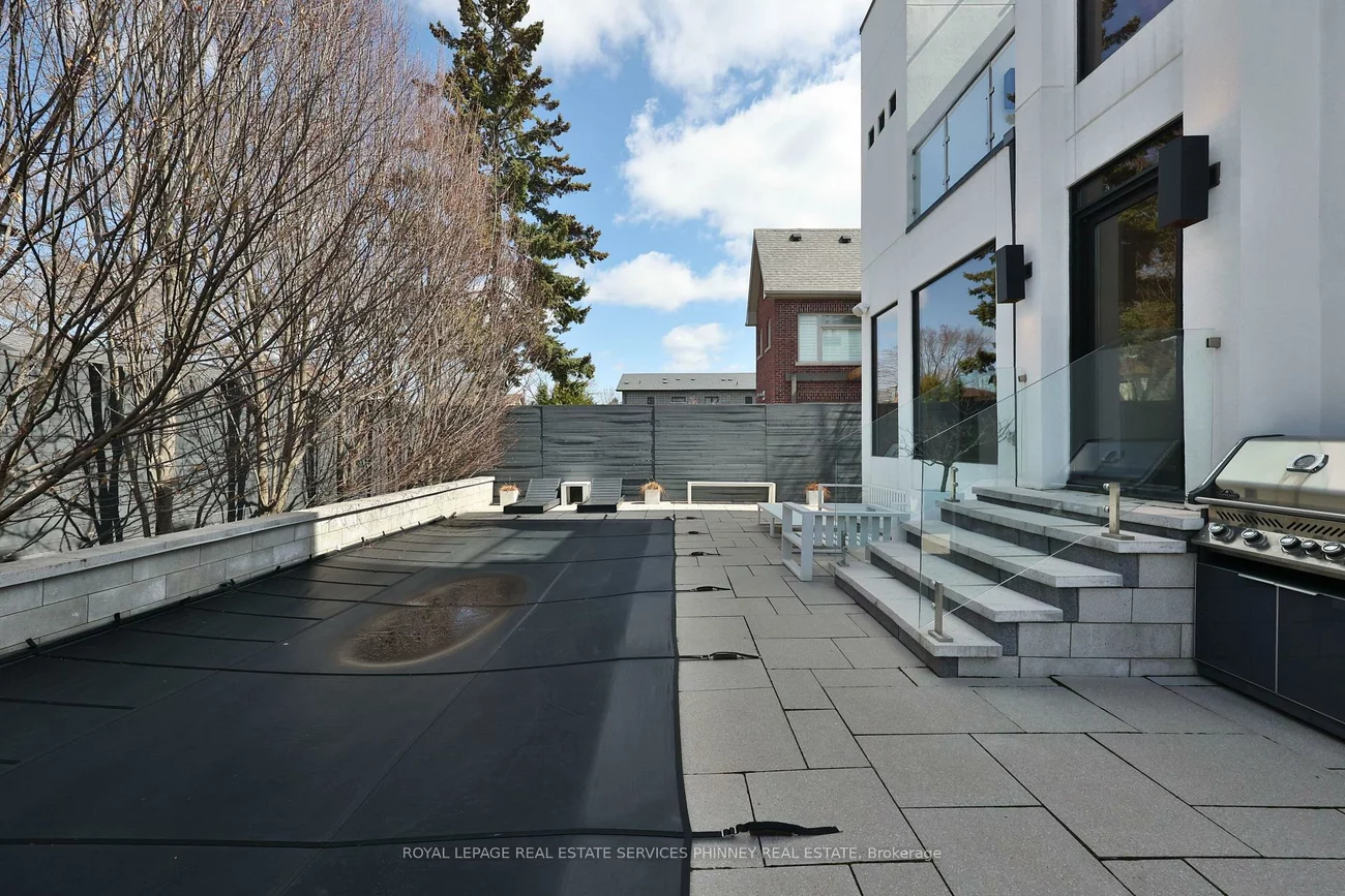 647, Montbeck, Lakeview, Mississauga