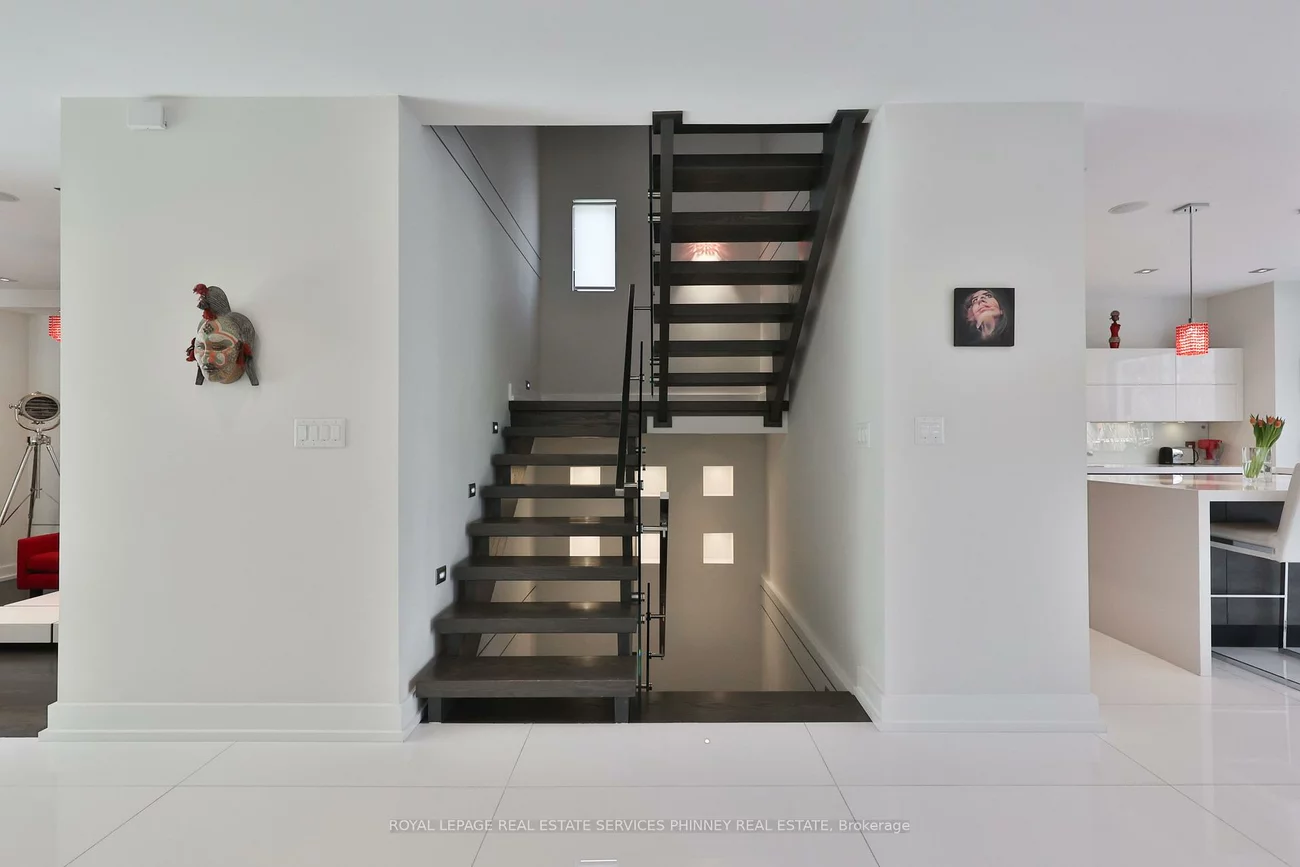 647, Montbeck, Lakeview, Mississauga