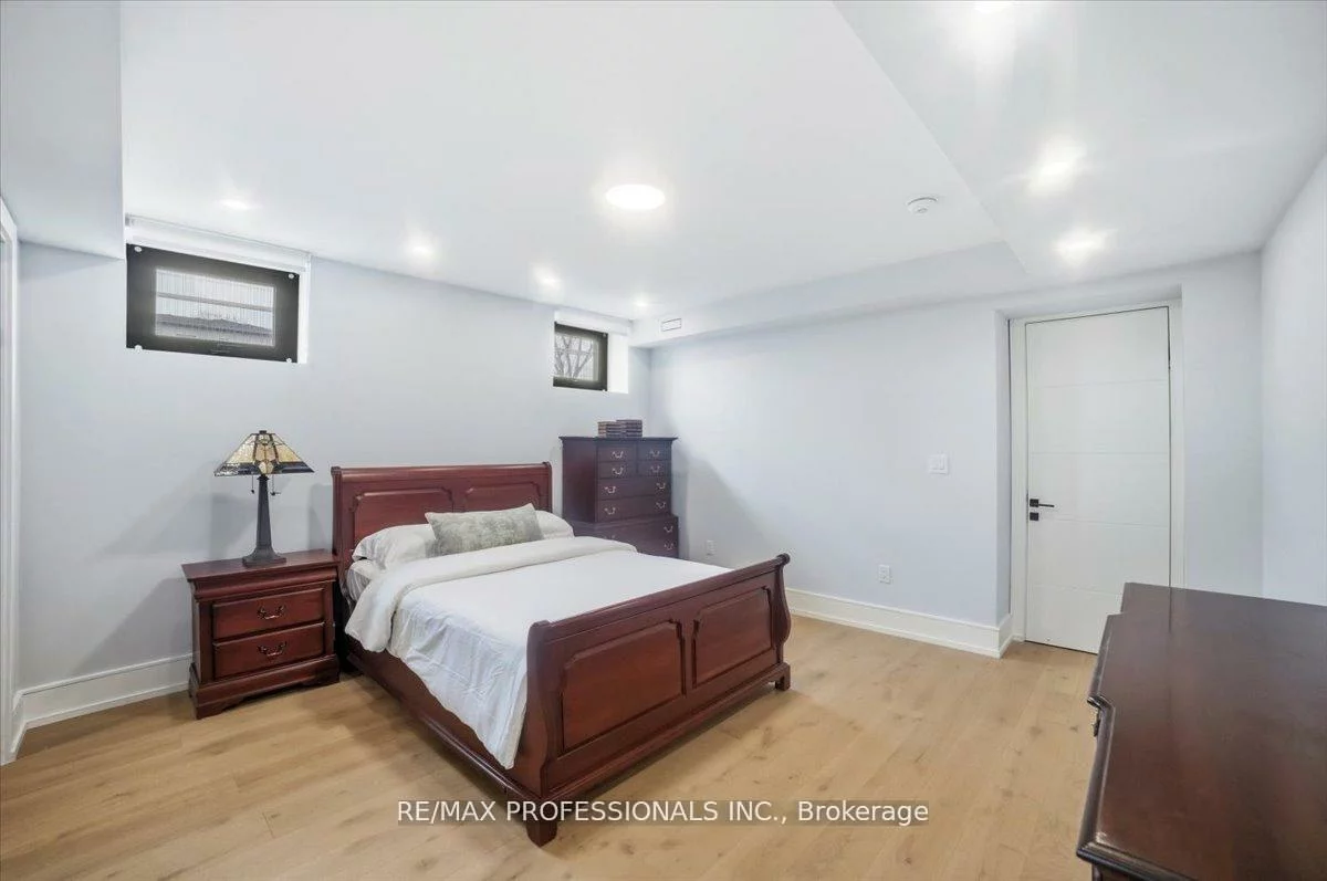 2206, UTLEY, Clarkson, Mississauga