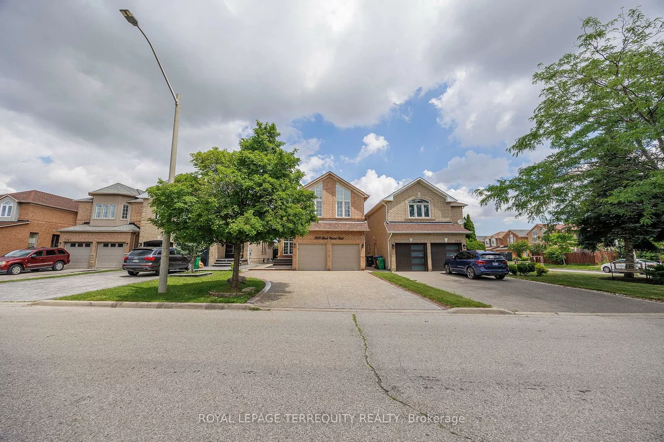 7339, Black Walnut, Lisgar, Mississauga