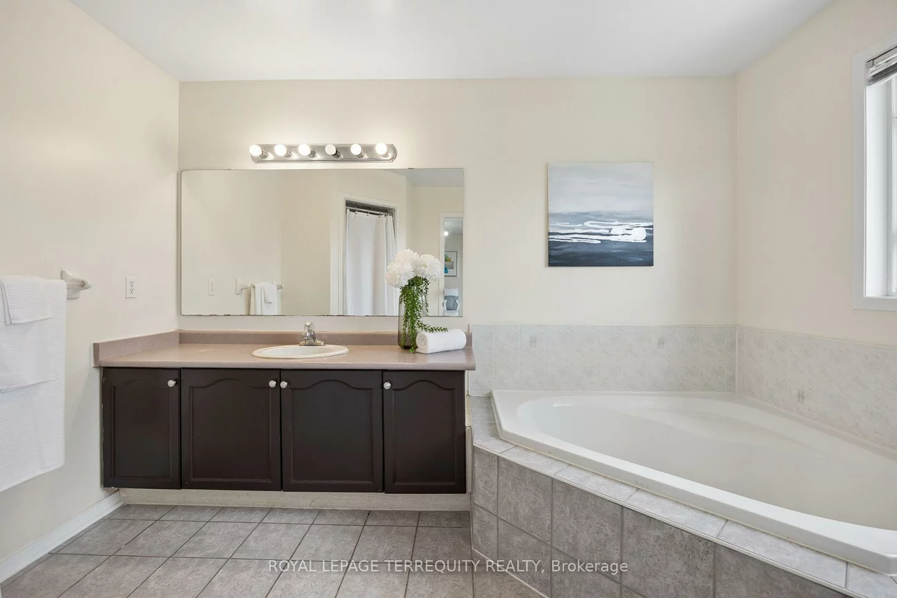 7339, Black Walnut, Lisgar, Mississauga