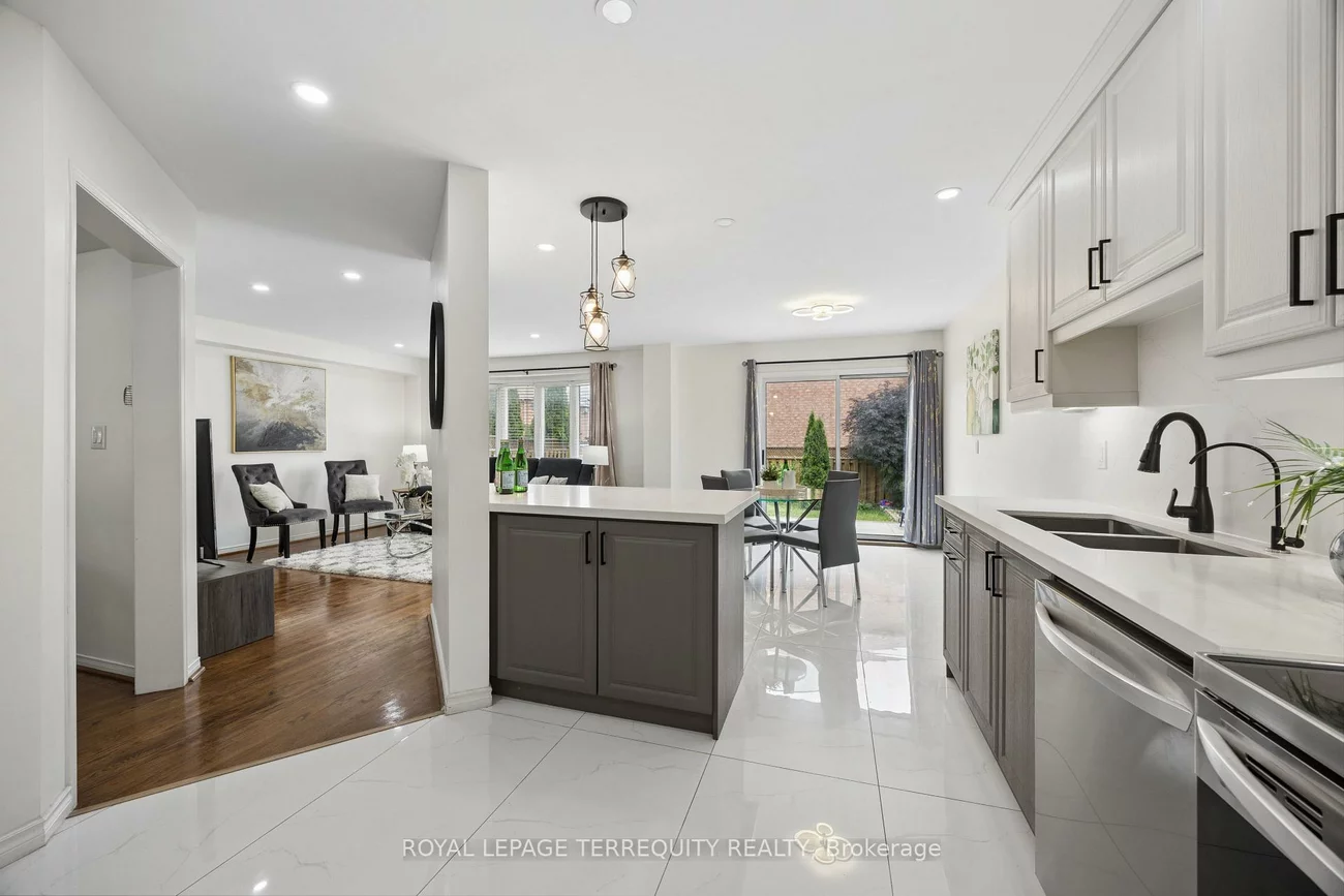 7339, Black Walnut, Lisgar, Mississauga