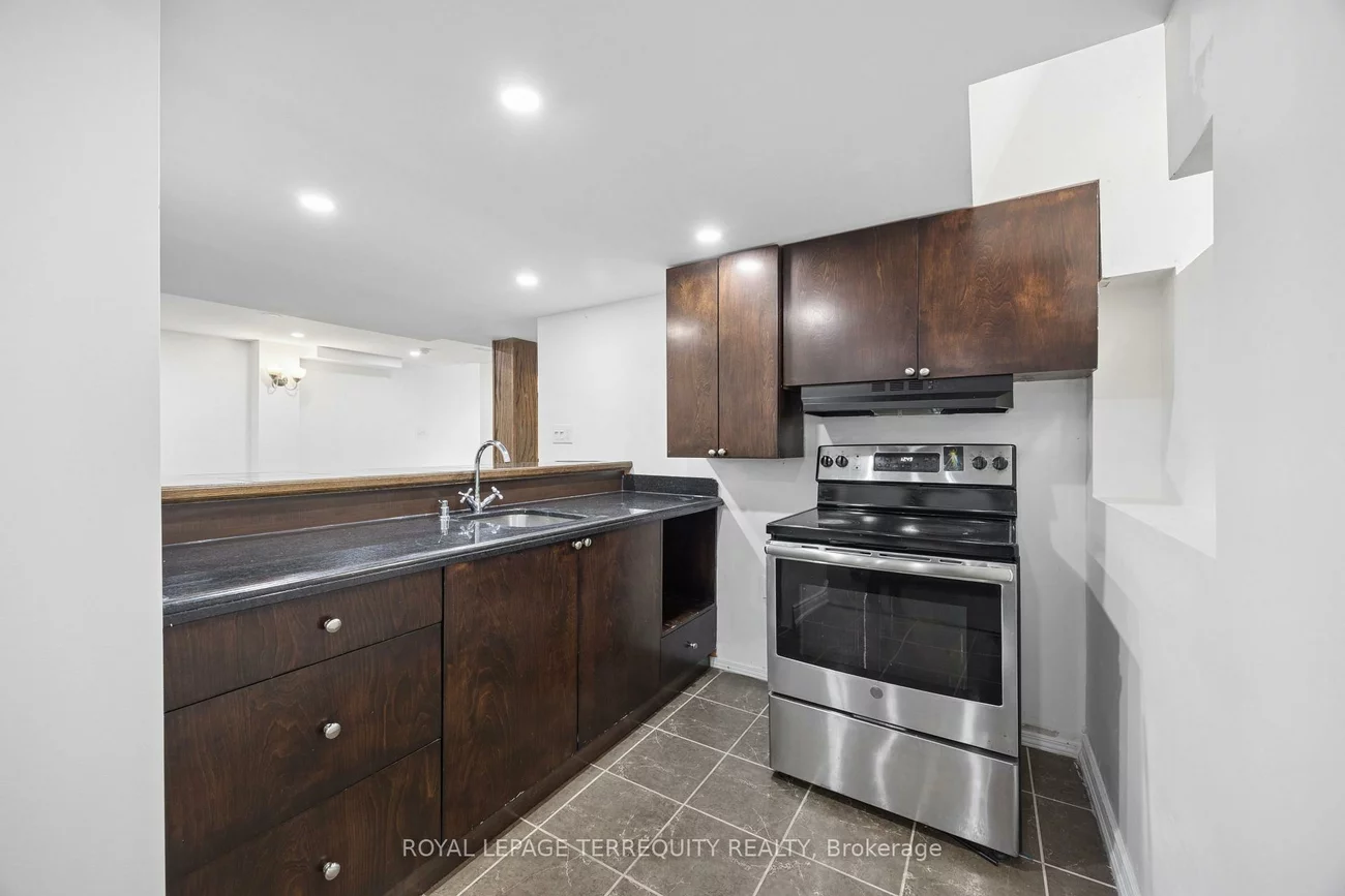 7339, Black Walnut, Lisgar, Mississauga