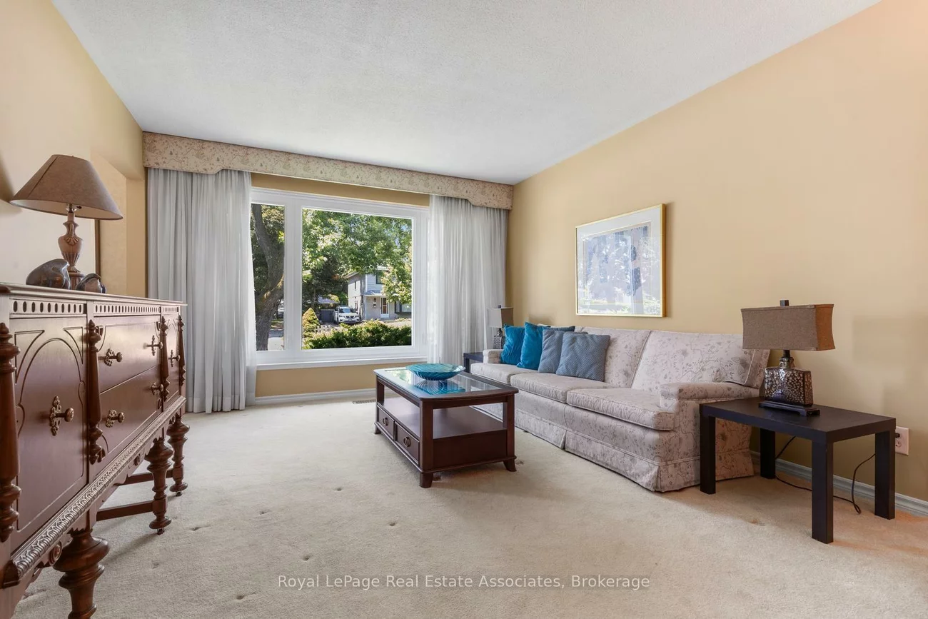 572, Tedwyn, Cooksville, Mississauga