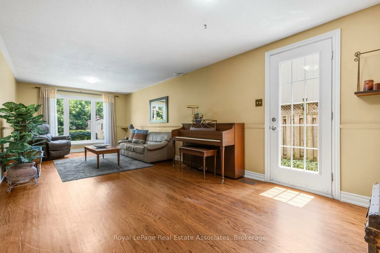 572, Tedwyn, Cooksville, Mississauga