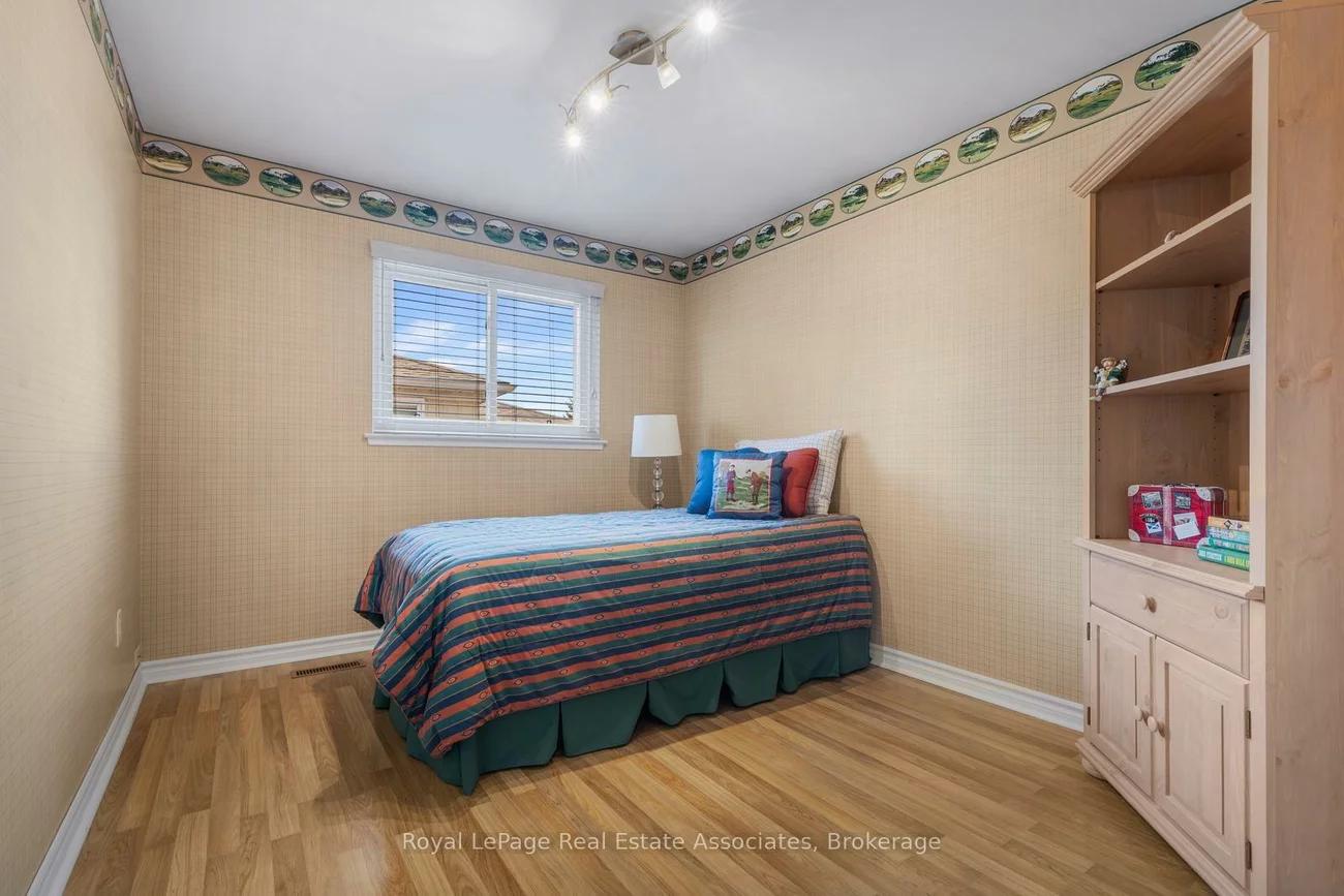 572, Tedwyn, Cooksville, Mississauga