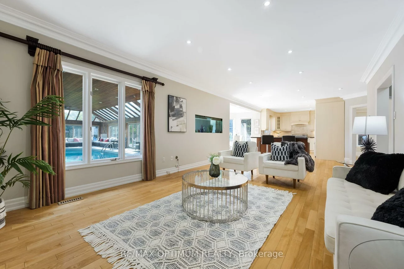 5859, Riverside, East Credit, Mississauga