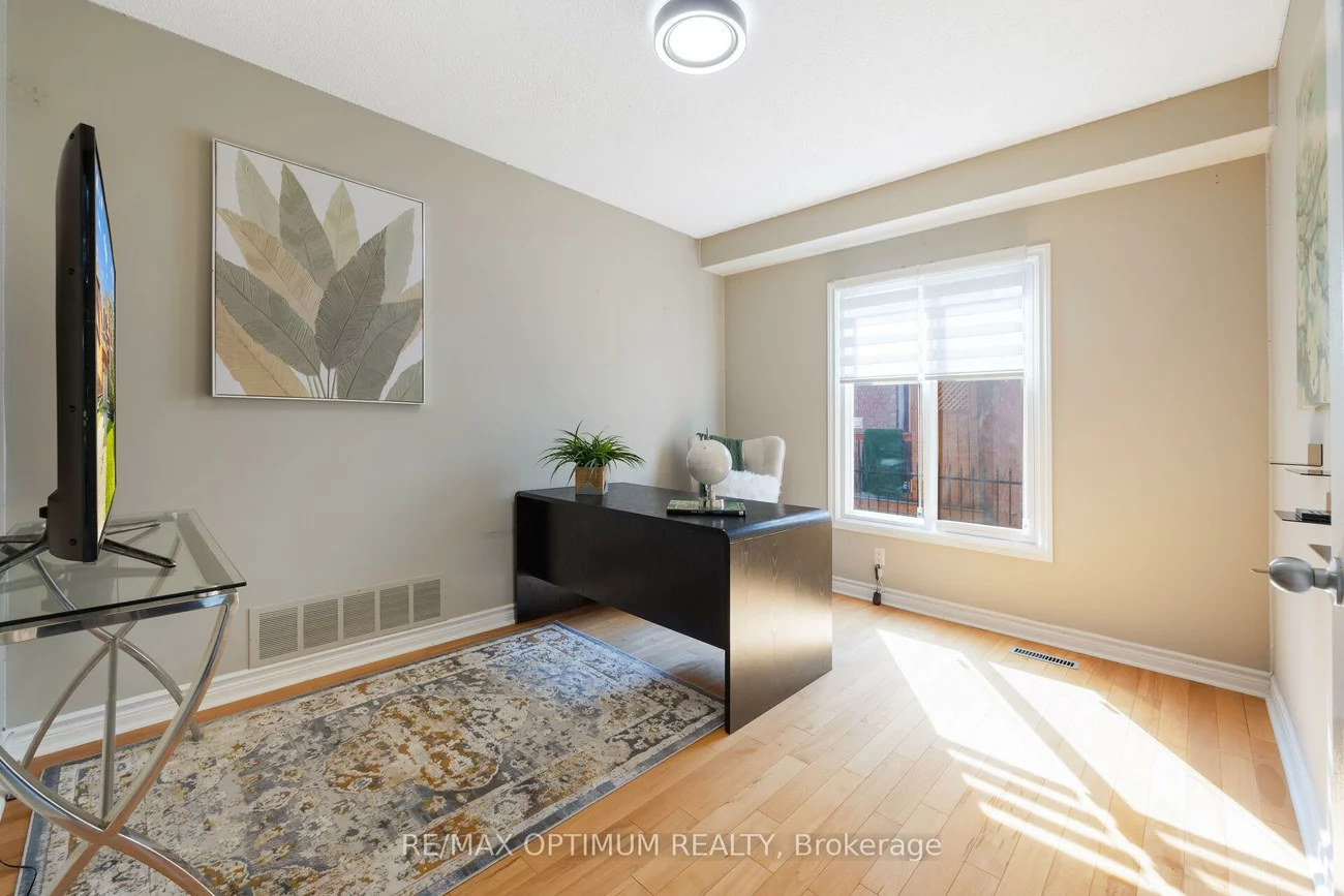 5859, Riverside, East Credit, Mississauga