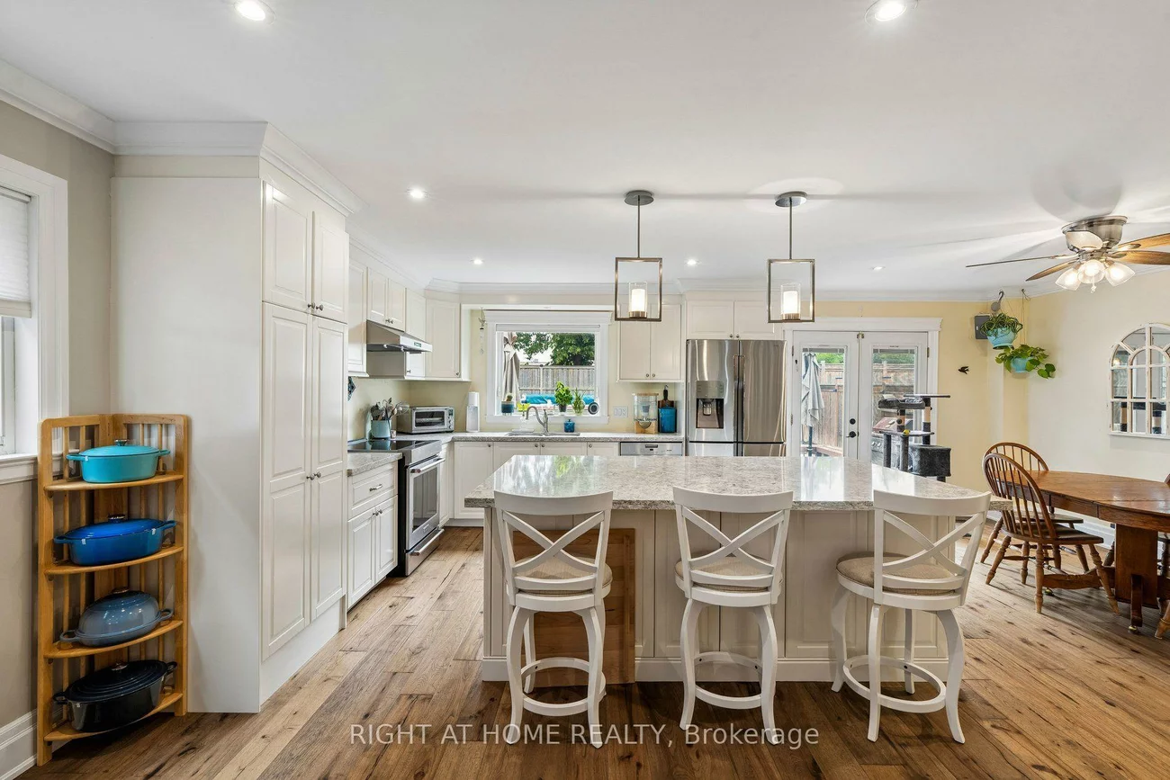 3525, Bertrand, Erin Mills, Mississauga