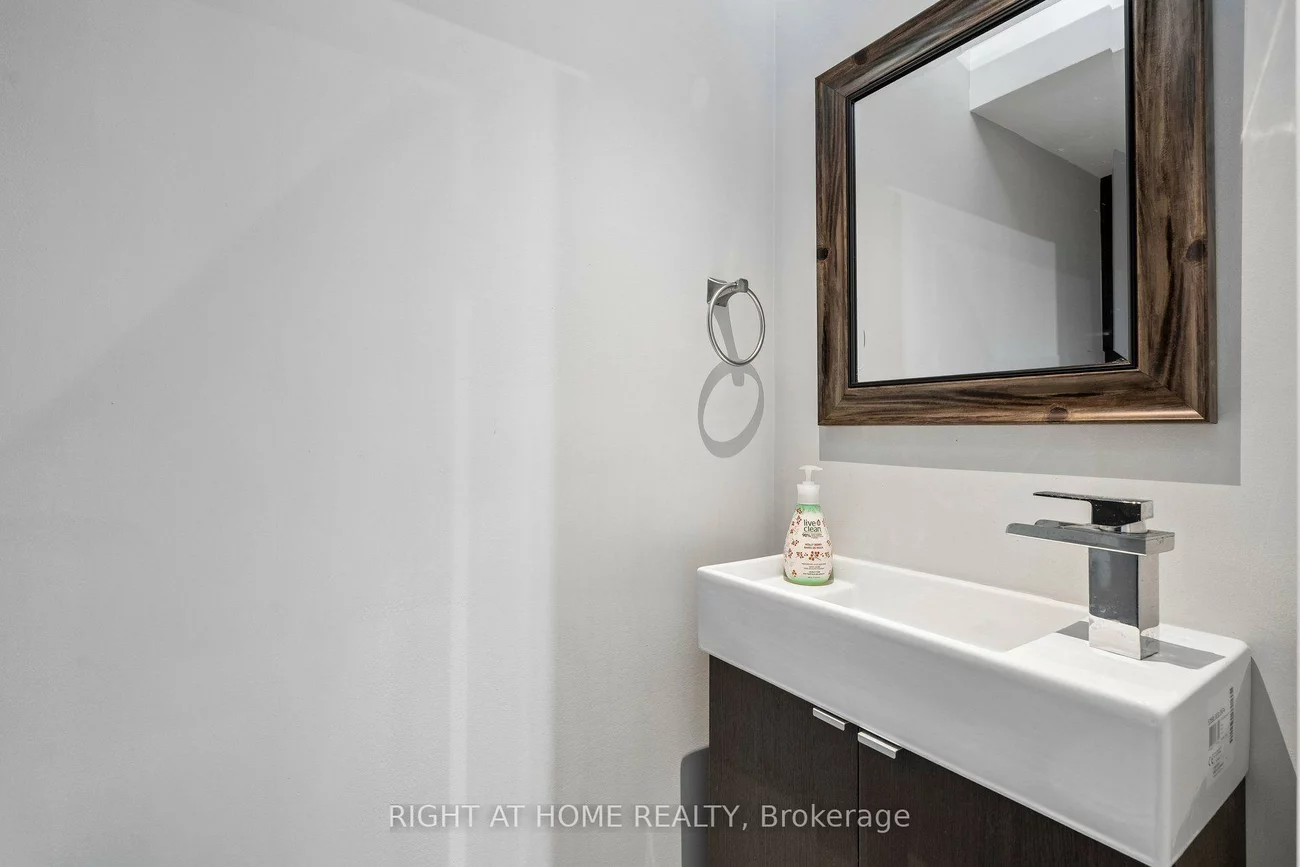 3525, Bertrand, Erin Mills, Mississauga