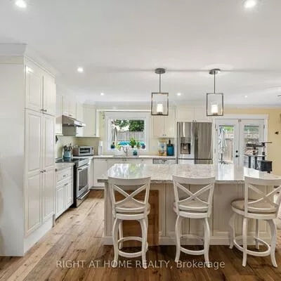 3525, Bertrand, Erin Mills, Mississauga